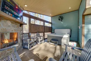 Carson Creek Cabin w/ Hot Tub & Game Loft! - Image 4