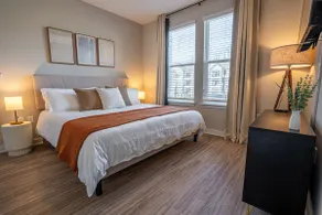 Elegant, Spacious Apt | Pool | Long Stays - Image 3