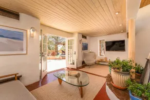 Amazing outdoor space, Mid-Century Interior - Image 2