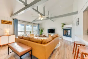 Beautiful Wells Cottage: Steps to Moody Beach! - Image 4