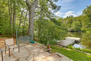 Lakefront Bradford Cottage w/ Dock, Near Skiing! - Image 3