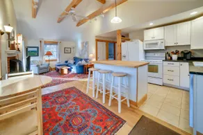 Lakefront Bradford Cottage w/ Dock, Near Skiing! - Image 2