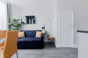 Studio-Spacious-Private Bathroom-City View - Image 5