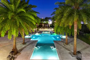 7BR Villa with Pool, Jacuzzi, Pickleball / Bball - Image 2