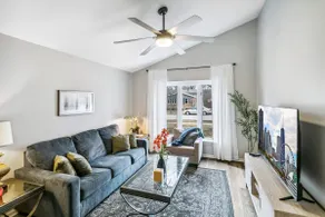 Spacious home near DT Libertyville With Rec Room - Image 5
