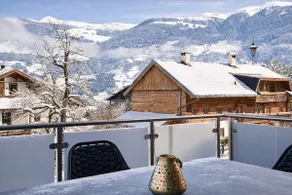 ZILLER DELIGHT - Stylish Apartment with Balcony, AlpenLuxus Collection - Image 2