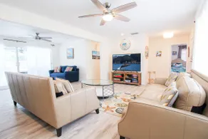 3/2 pool home near Siesta Key - Turtle House - Image 3