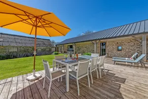 Gîte with private heated pool - Image 2