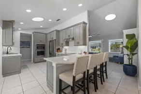 Waterfront Home with Pool,  Hot Tub, Dock, Game Room & 10 minutes to the Beach - Image 4