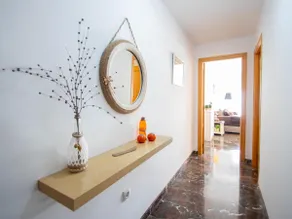 Luna Apartment - Image 2