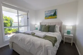 Luxury on Lesmurdie - Close to Zoo & Golf Club - Image 2