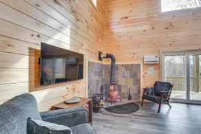 Modern Salineville Cabin on 13 Acres w/ Fire Pit! - Image 3
