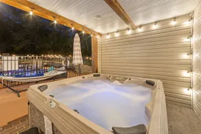 Estate: Heated Pool, Hot Tub, Game Rooms, Pets - Image 5