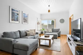 Coastal Four Bedroom House in Stanley - Image 2