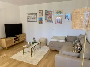 Apartment with swimming pool - near train station - Image 4