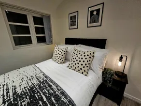 19 Rodney Street Apartments - Image 2