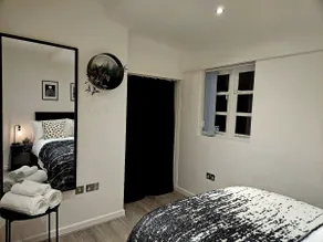 19 Rodney Street Apartments - Image 3
