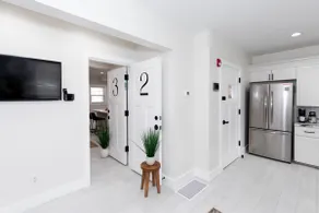 New! Adjoining Suites - Sleeps 12! - Image 3