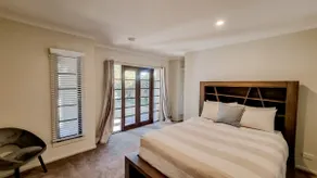 Modern Spacious Entire Home Wagga - Image 3