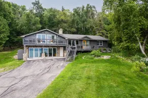 Lake Charlevoix Getaway Boyne City - Image 2