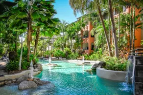 Tropical Resort Apartment w/ 9 Pools & Gym - Image 4