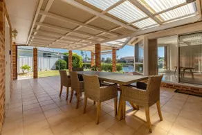 114 Elizabeth Pde - Image 2