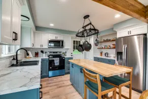 3 Mi to Reedsport: Home w/ Umpqua River Views - Image 2