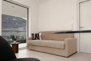 The Hills. Penthouse with a view - Image 2