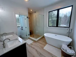 2M New rustic contemporary home with stunning views, great amenities and perfect private location. - Image 5