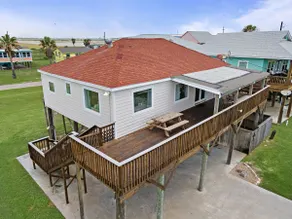 Fun Beach Home with Tiki Bar & Game Room - Image 3