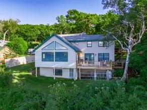 Lookout on Waters Edge with sweeping ocean views - Image 2