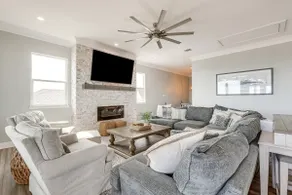 'footprints in the Sand' - Luxe Freeport Home! - Image 4