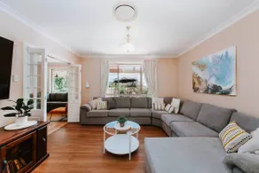 Macquarie Manor - Experience Grand Country Living - Image 2