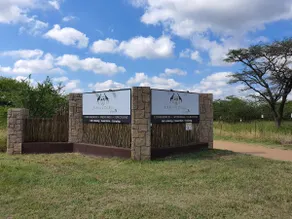 Giraffe Chalet - Image 2