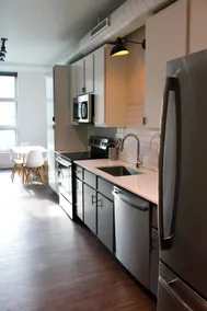 1 BR Loft Near Central West End Walk to BJC - Image 4