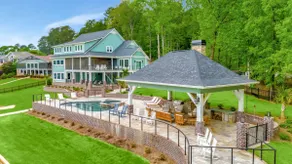 Incredible 10 BR home with pool - Image 2