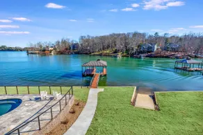 Incredible 10 BR home with pool - Image 5