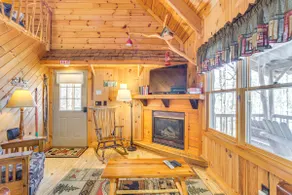 Quaint Dahlonega Cabin w/ Cavenders Creek Access! - Image 4