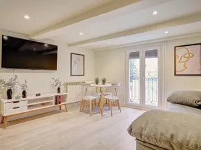 Apartament La Bodega by Clabao - Laurel & Quiet - Image 3