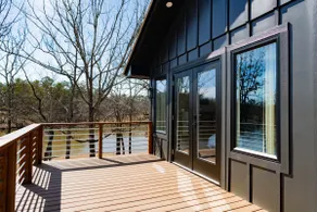 Lakefront Lodge at Walcox Point Sleeps 18 - Image 5