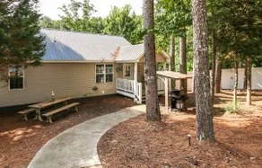House #14 Pelican Sunrise (no pets) Lake View - Image 2