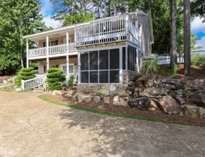 House #14 Pelican Sunrise (no pets) Lake View - Image 3
