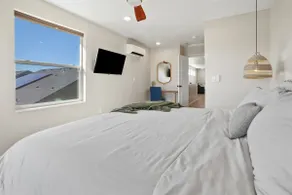 Private Caldwell Guesthouse w/ King Bed, Balcony & - Image 5