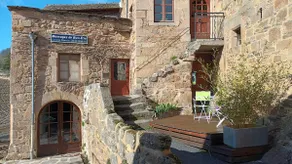 Casa de vacaciones 'La Clé Des Sens' con vistas a la montaña, terraza privada y piscina interior - Image 2