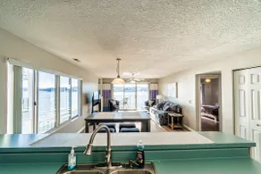 Osage Oasis - Unmatched Views Convenient Location - Image 3