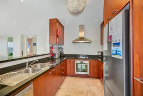 Beachfront Escape | 3-Bedroom Oceanview Apartment - Image 5