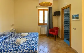 Stunning home in Mondragone with WiFi - Image 4