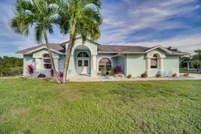 Port St Lucie Canal-front Home w/ Heated Pool! - Image 2