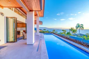 Gorgeous Newly-Built Home w/ Panoramic Ocean Views - Image 2