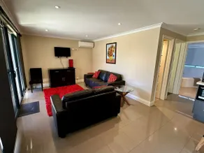 Ocean View Executive Apartment 2 - Image 4